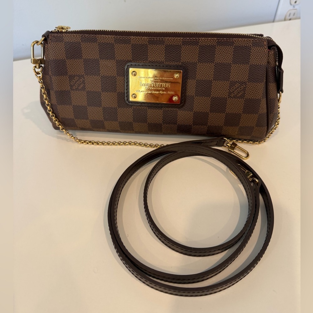 Louis Vuitton Damier Ebene Eva Crossbody Clutch bag⭐️AUTHENTIC ⭐️ - Picture 10 of 16